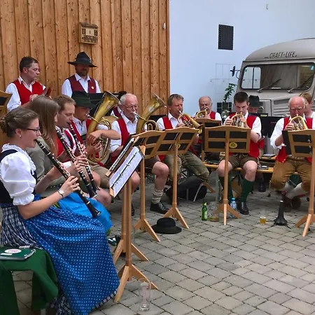 Bierhotel Ranklleiten Almtal מלון Pettenbach